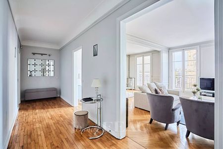 Location appartement, Paris 6ème (75006), 5 pièces, 153.63 m², ref 83464827 - Photo 3
