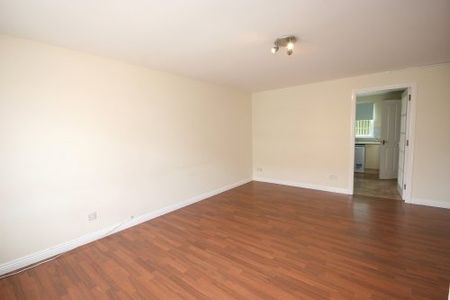 Craigour Drive, Moredun, Edinburgh - Photo 2