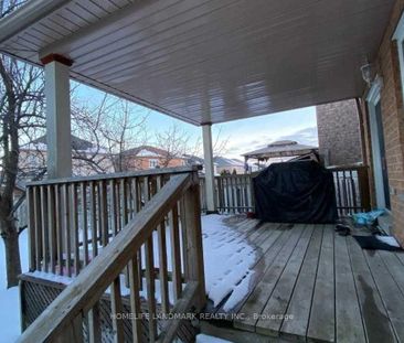 For Lease - 103 Sunridge Street, Richmond Hill, Ontario - Photo 2