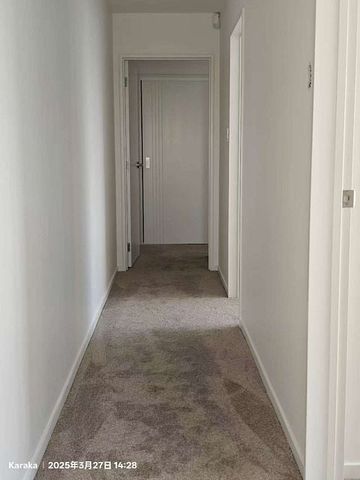 Modern New Karaka Townhous - Photo 2