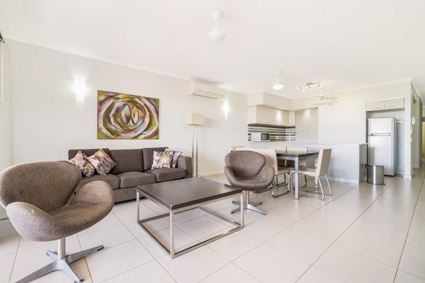 32F/174 Forrest Parade, - Photo 1