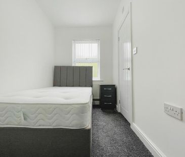 6 bedroom property to rent - Photo 5