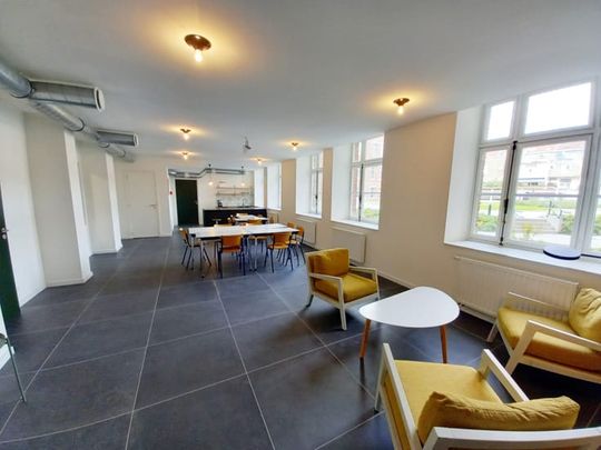 Appartement te huur - Photo 1