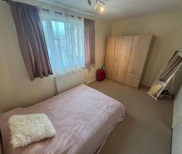 2 bedroom end of terrace house to rent - Photo 6