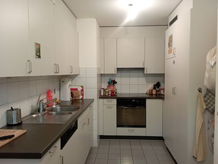 CHARMANT APPARTEMENT de 4.5 pièces AU COEUR DE LA VILLE ! - Foto 2