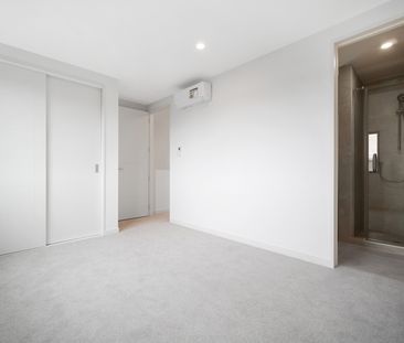 Close to everywhere. - Photo 2