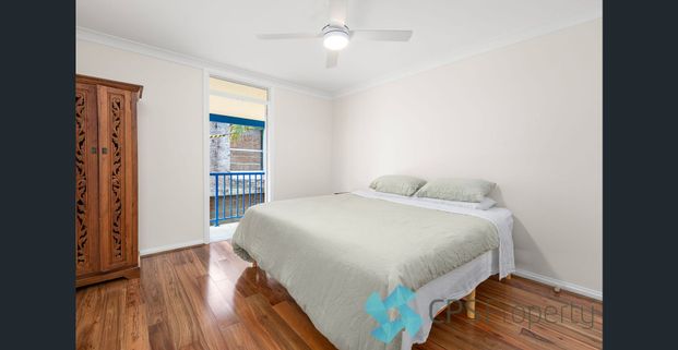 FULLY FURNISHED TWO BEDROOM TERRACE HOUSE SPANNING ACROSS FOUR LEVELS - Photo 1