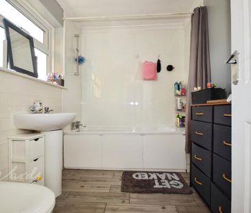 3 bedroom terraced house to rent - Photo 6