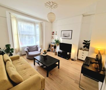 1 Bed Flat, York Road, BN3 - Photo 1