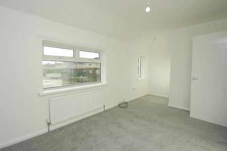 2 bedroom semi-detached house to rent - Photo 3
