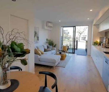 Quiet One Bedroom Apartment - Photo 4