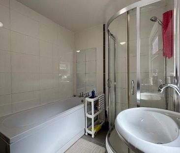 120 Beersbridge Road, Belfast, BT5 4RX - Photo 6