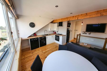 1 bedroom flat to rent - Photo 4