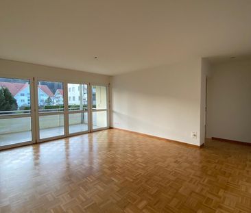 Familienwohnung zum Wohlfühlen in Oetwil am See - Photo 1