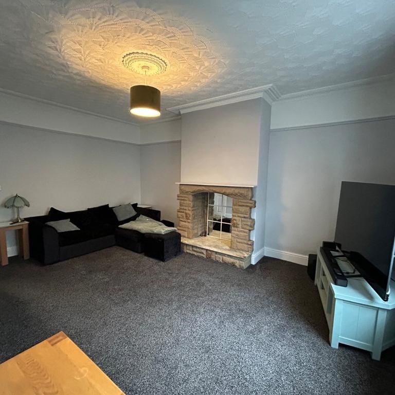 3 bedroom terraced house to rent - Photo 1