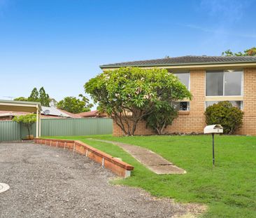 Refreshed three-bedroom home in quiet street - Photo 5