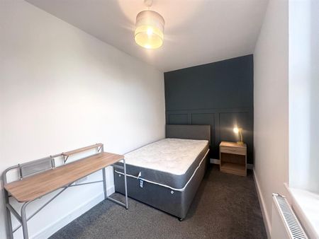 1 bed house share to rent in Renshaw Street, Burnley, BB10 - Photo 4