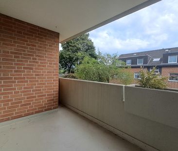 Großzügige Wohnung im 2 ten Untergeschoß mit Sonnenbalkon und Echth... - Photo 1