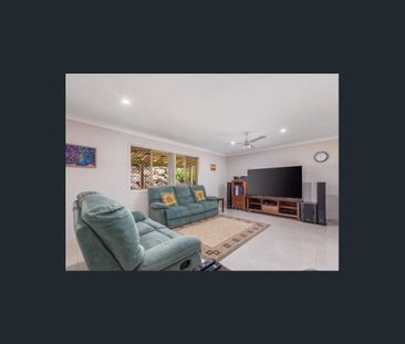 Available soon- Perfect family home. - Photo 6