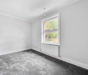 4 bedroom detached house to rent - Photo 1