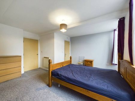 Equity Chambers, 40 Piccadilly, Bradford, West Yorkshire, BD1 - Photo 3