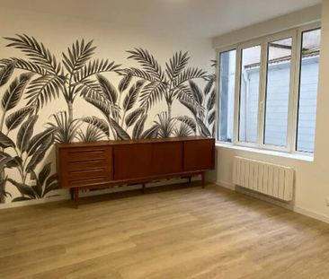 Bel appartement rénové en plein centre-ville de Nancy - Photo 3