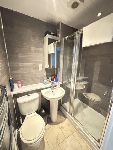 Norton House 36A 6 Cardigan Road, Leeds, LS6 3AG - Photo 5