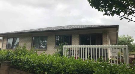 Tidy Unit Ready For Someone to Make It Home - Photo 4