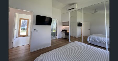 "The Beach Shack" - Walk to Stumers Creek - Photo 5