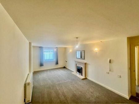 Crofton Road, Portsmouth - Photo 2