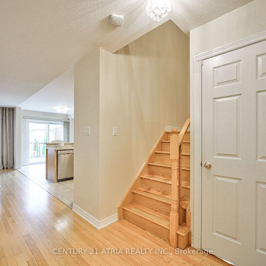 For Lease - 28 Barli Crescent, Vaughan, Ontario - Photo 1