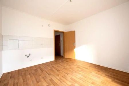 1-Raumwohnung mit großem Balkon – Nähe Florapark - Photo 2
