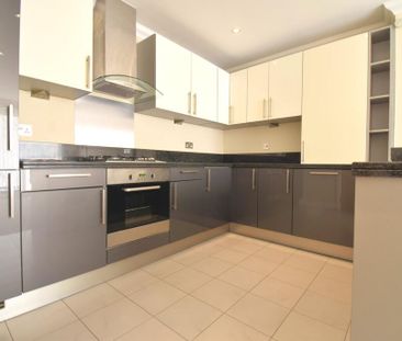 2 bedroom apartment to rent - Photo 2