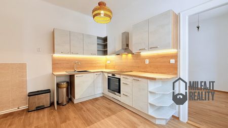 Pronájem bytu 3+1 103 m² - Photo 4