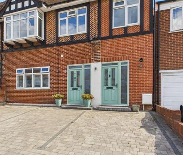 3 bedroom semi-detached house to rent - Photo 1