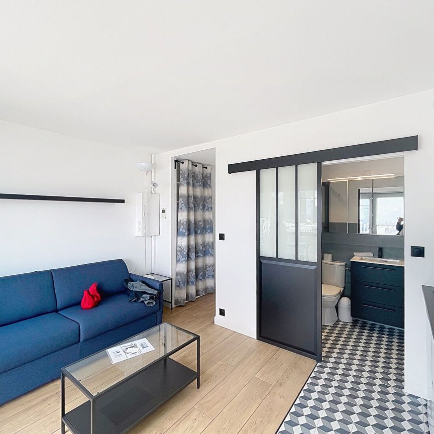 STUDIO meublé COURBEVOIE -LA DEFENSE 17.24 m² - Photo 1