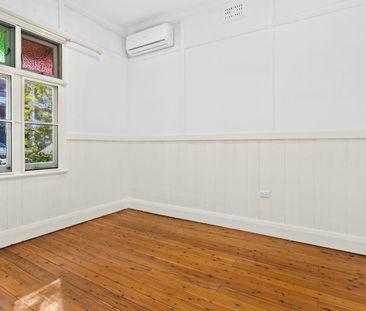 Delightful Home - Photo 5