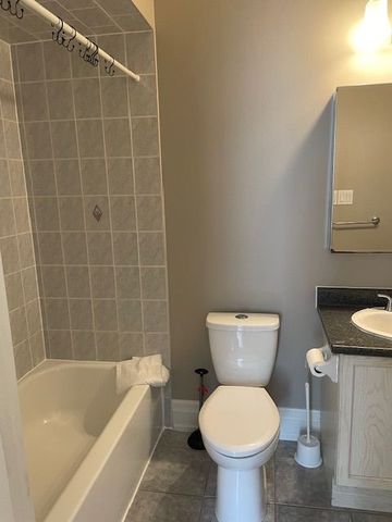 For Lease - 211 Saint Francis Avenue, Vaughan, Ontario - Photo 3