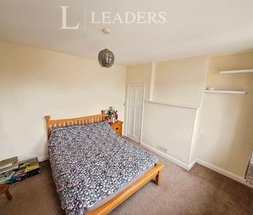 3 bedroom bungalow to rent - Photo 6
