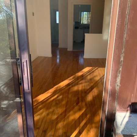 🏡 Grand 4 ½ lumineux à louer – 9305, 24e Avenue (3e étage) – 1 200 $/mois - Photo 4