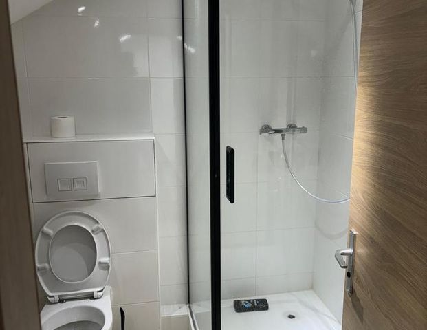 Dachgeschosswohnung - Photo 1