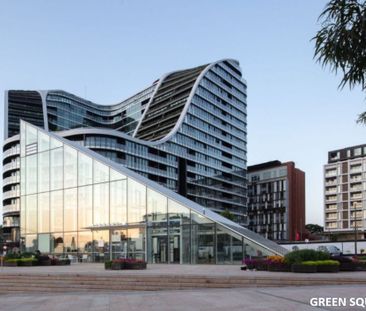 High-Rise Luxury on Level 20 I Gorgeous View of City Skyline I OVO ... - Photo 5