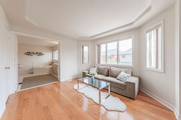 For Lease - 3152 Morning Glory Mews, Mississauga, Ontario - Photo 1