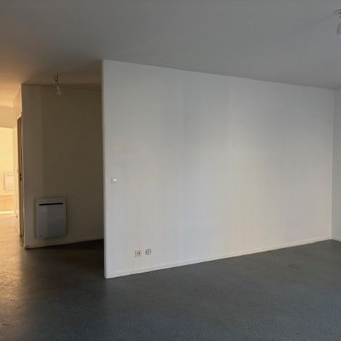 Location Appartement 4 pièces 82 m² La Châtre - Photo 1