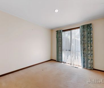 2 Bed, 1 Bath - Photo 5