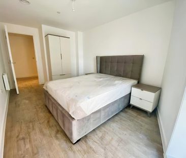 2 bedroom apartment to rent - Photo 4