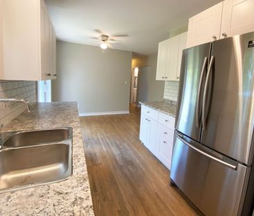 For Lease - 334 Mary Street, Niagara-on-the-Lake, Ontario - Photo 3