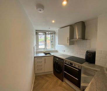 1 bedroom Flat To Let Total Size: 453 SQ FT - Photo 1