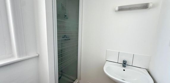 Location Appartement 2 pièces 44m² MARCQ EN BAROEUL 59700 - Photo 2