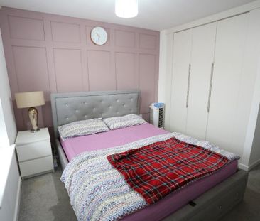 3 bedroom end of terrace house to rent - Photo 5